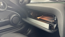 MINI Hatchback 1.5 Cooper Classic 3dr Auto [Comfort/Nav Pack] Petrol Hatchback